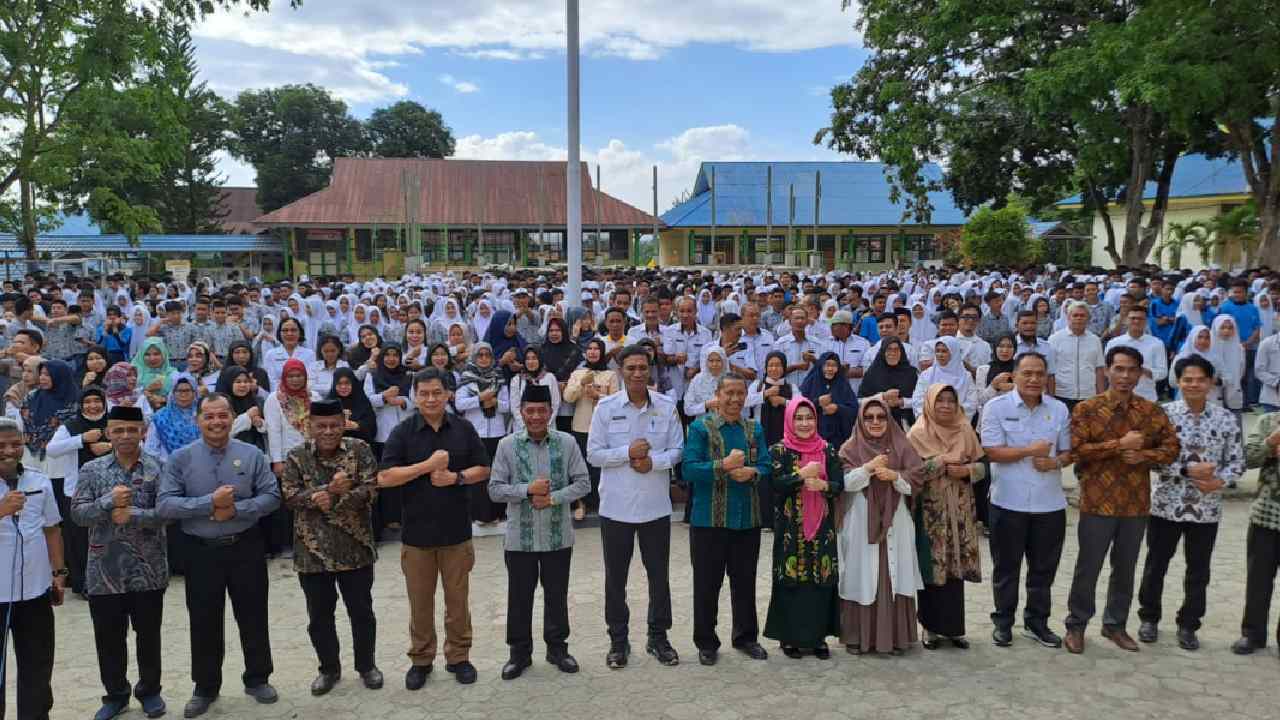 Sosialisasi Kadis Dikbud Sulawesi Tenggara di SMAN 4 Kendari, dengan Tema Tolak Intoleransi, Radikalisme, dan Terorisme. Foto: Repro sman4kendari.id