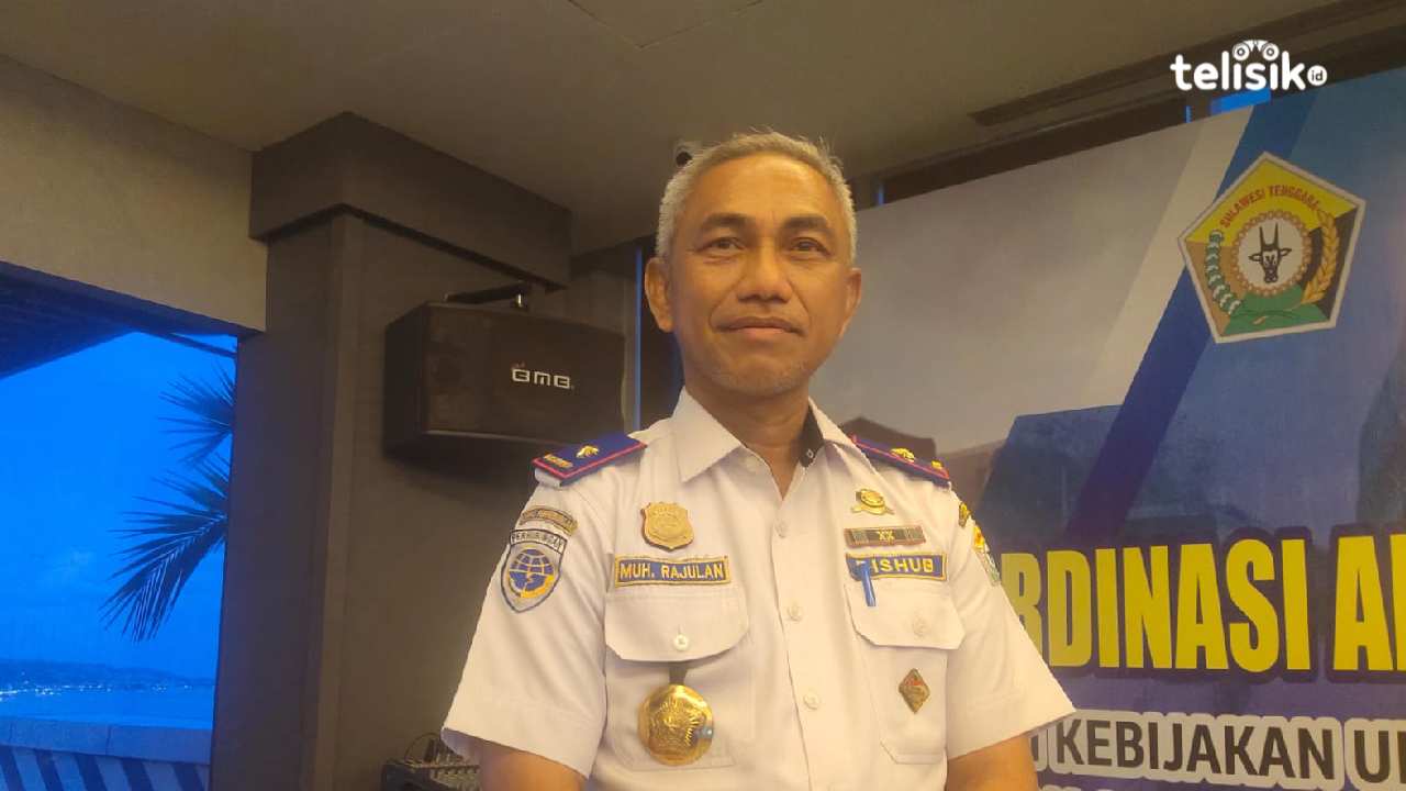 Kepala Dinas Perhubungan Sulawesi Tenggara, Muhammad Rajulan menyampaikan fakta-fakta AKDP. Foto: Erni Yanti/Telisik