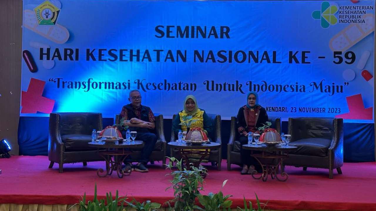 Pemateri kegiatan seminar HKN ke-59 dengan tema Transformasi Kesehatan Untuk Indonesia Maju. Foto: Ist.