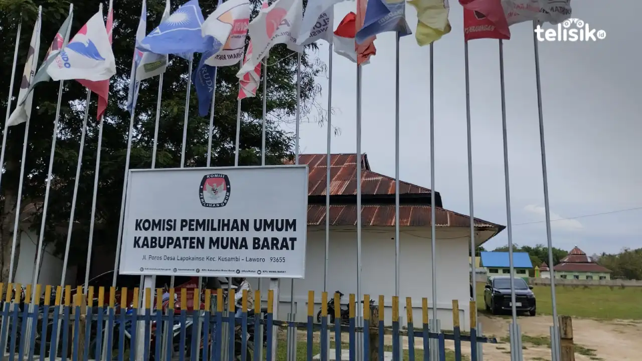 KPU Muna Barat memastikan 1.778  KPPS telah terdaftar di BPJS Kesehatan. Foto: Putri Wulandari/Telisik