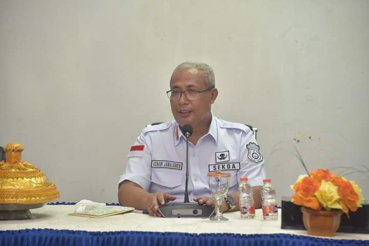 Sekda Kabupaten Buton, Asnawi Jamaludin ungkap Tanda Tangan Elektronik memudahkan dalam bekerja dan dapat mencegah pemalsuan. Foto: Ist.