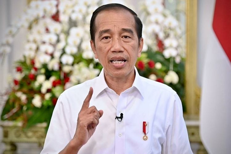 Di tengah masa kampanye Pemilu 2024, Presiden Joko Widodo (Jokowi) kembali membuat gebrakan diantaranya menaikkan gaji Pegawai Negeri Sipil (PNS) dan menggelontorkan bantuan sosial (bansos) terbaru dengan anggaran sebesar Rp11,2 triliun. Foto: Kompas.com