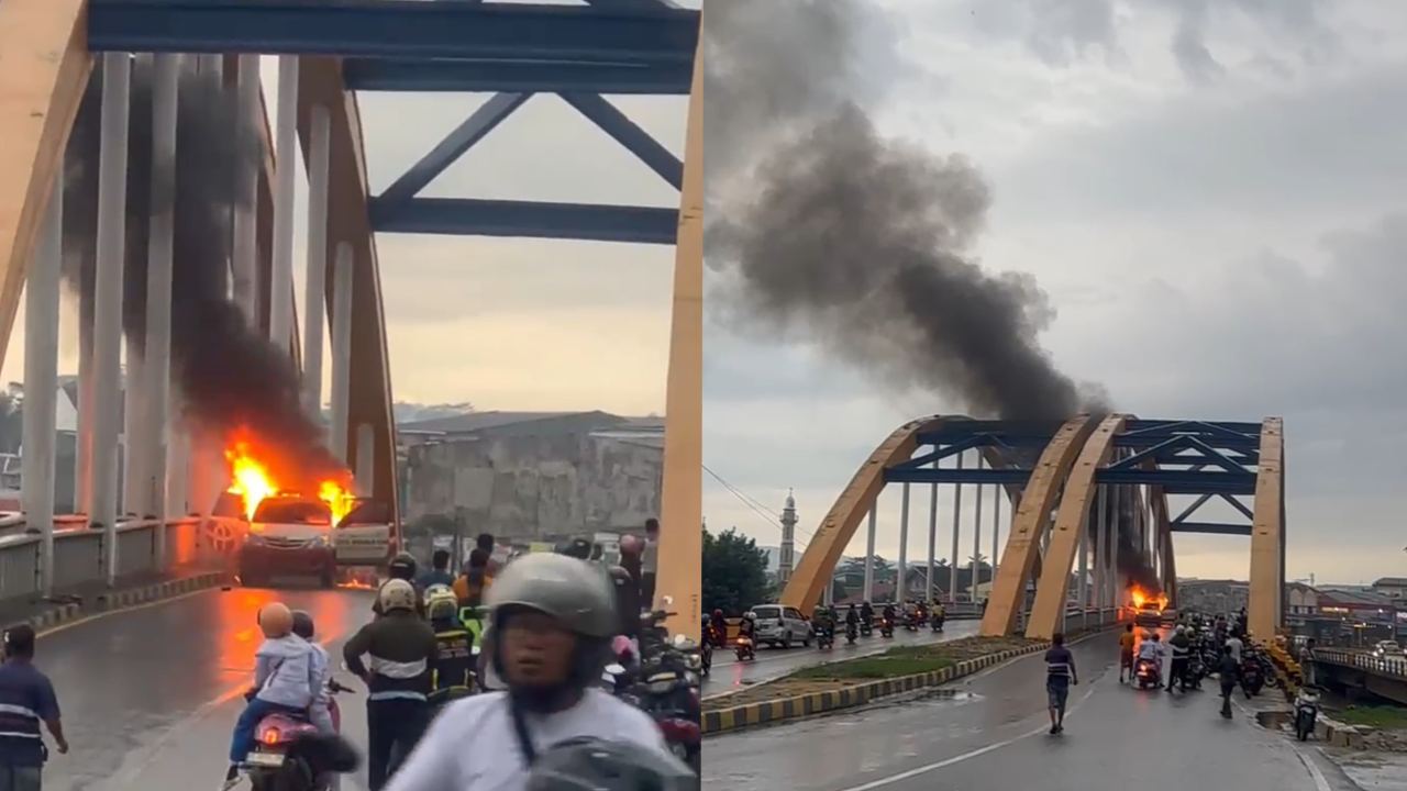 Detik- detik minibus terbakar di jembatan pasar baru Kendari. Foto: Screenshoot video