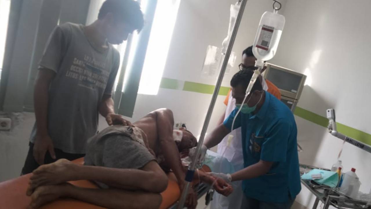 Korban saat dilarikan di RS dr LM Baharuddin. Foto: Ist.