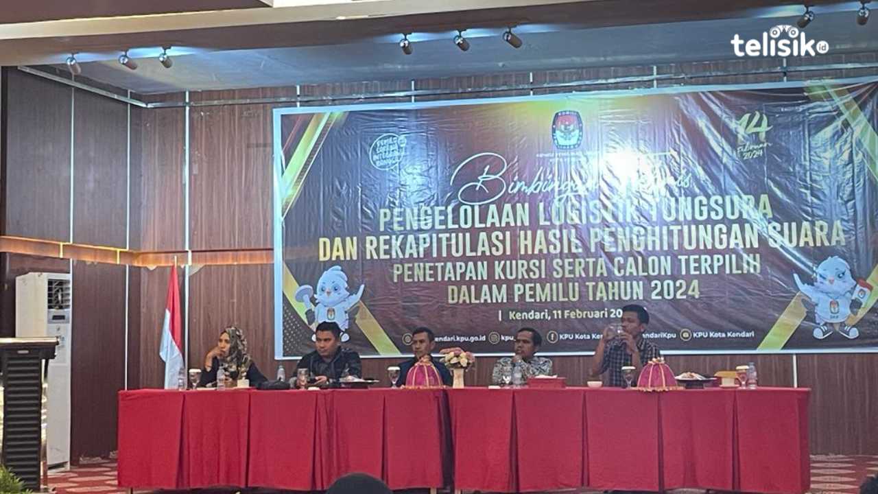 Bimtek Rekapitulasi Hasil Penghitungan Suara dan perkenalkan Sirekap. Foto: Ayu Safitri/Telisik