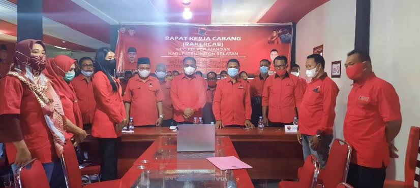 Kantor Sekretariat DPC PDIP Buton Selatan. Foto: Ist.