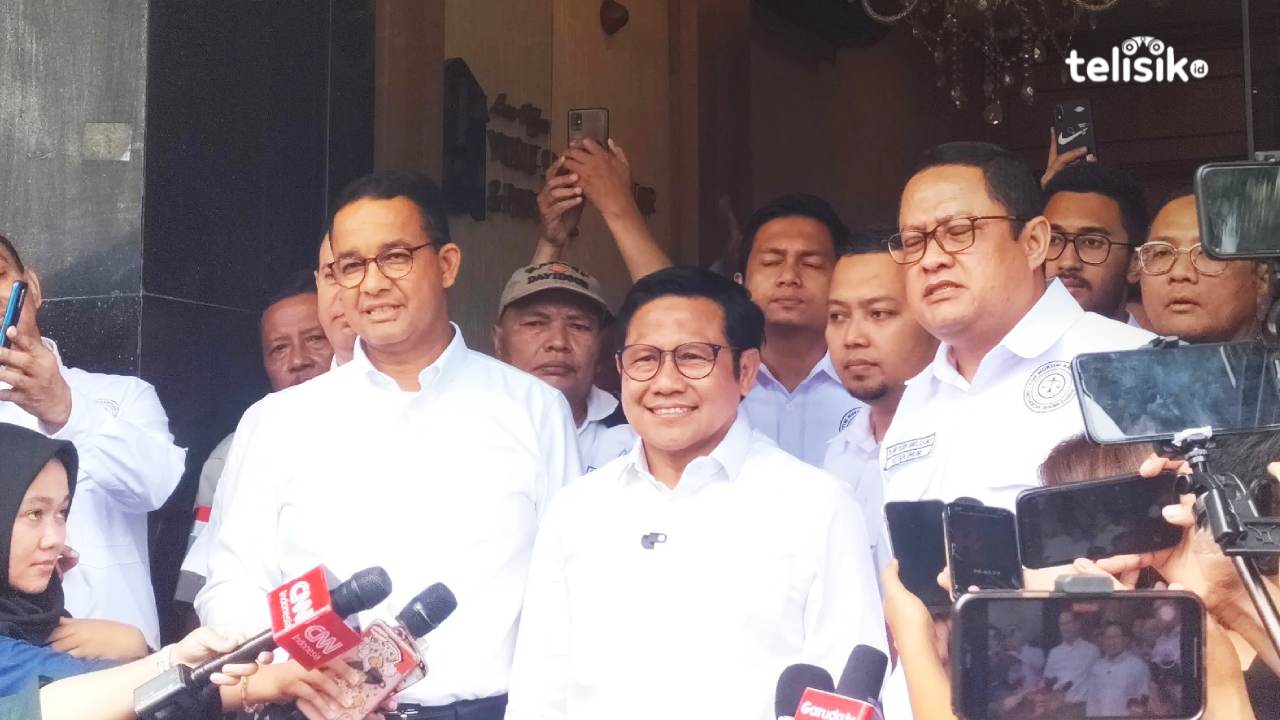 Anies Baswedan dan Muhaimin Iskandar menjawab pertanyaan wartawan usai pertemuan tertutup dengan THN di Jakarta, Selasa (20/2/2024). Foto: Mustaqim/Telisik