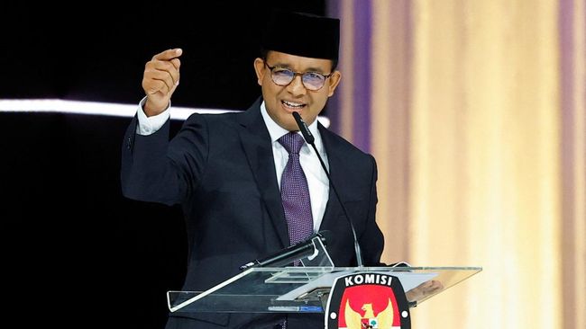 Anies Baswedan kembali menjadi viral di media sosial usai menyinggung masalah catcalling pada perempuan saat debat terakhir, Minggu (4/1/2024). Foto: Repro Detik.com