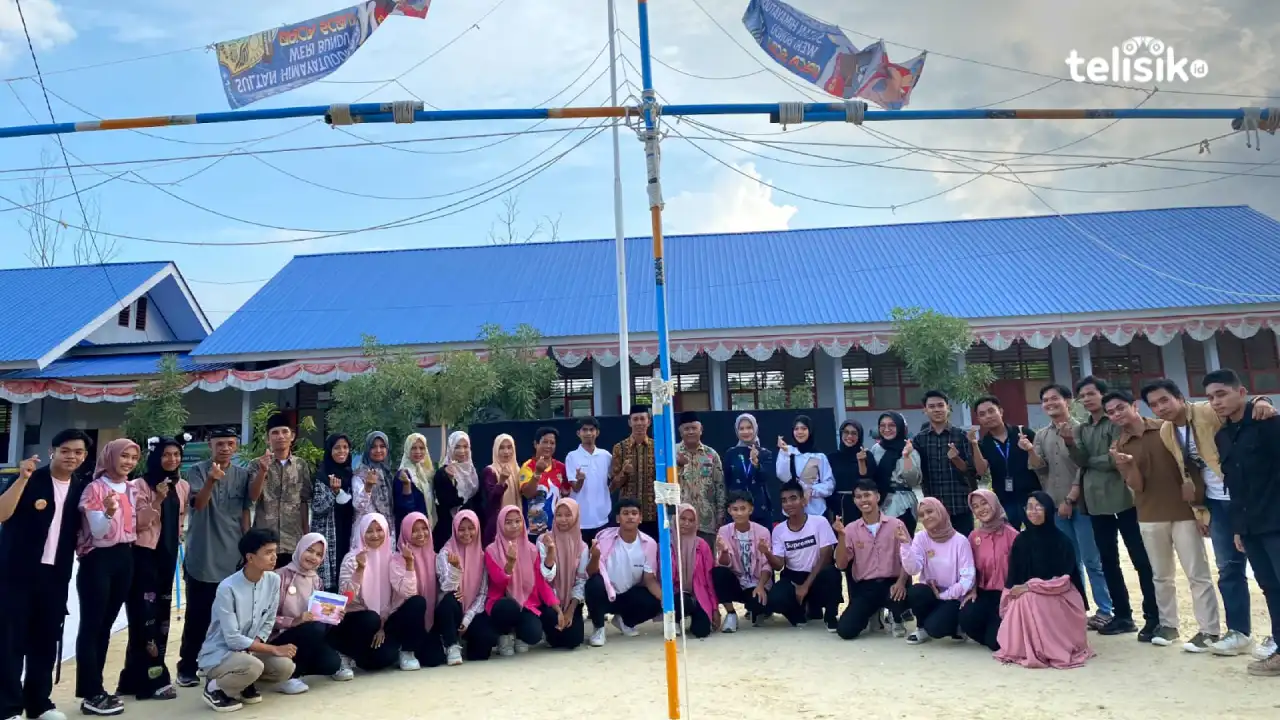 Calon Duta Genre Indonesia Sulawesi Tenggara saat menampilkan atraksinya. Foto: Erni Yanti/Telisik