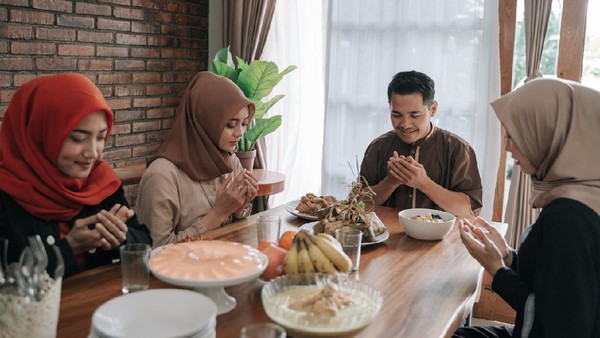 Puasa Syawal selama 6 hari di bulan Syawal adalah salah satu amalan sunah yang keutamaannya seperti berpuasa selama setahun. Foto: Repro Acehbisnis.com