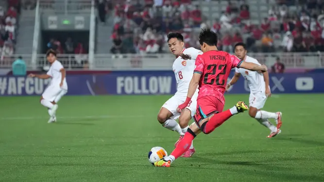 Timnas Indonesia U-23 berhasil memulangkan Timnas Korea Selatan lewat adu pinalti pada babak perempatfinal Piala Asia U-23 2024. Foto: Repro Bola.com
