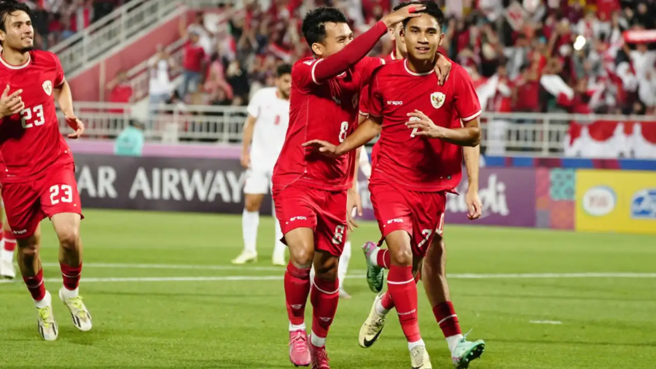 Pemain Timnas Indonesia U-23 Marselino Ferdinand melakukan selebrasi gol setelah menjebol gawang Yordania di laga terakhir Grup A Piala Asia U-23 2024. Foto: Repro PSSI