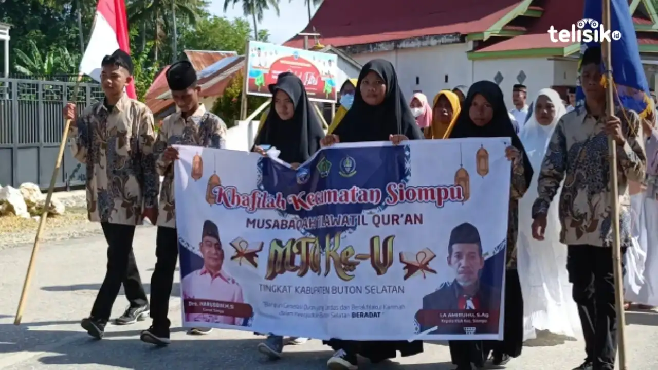 Khafilah Kecamatan Siompu pada Pawai Ta'aruf MTQ Ke-V Buton Selatan. Foto: Ali Iskandar Majid/Telisik