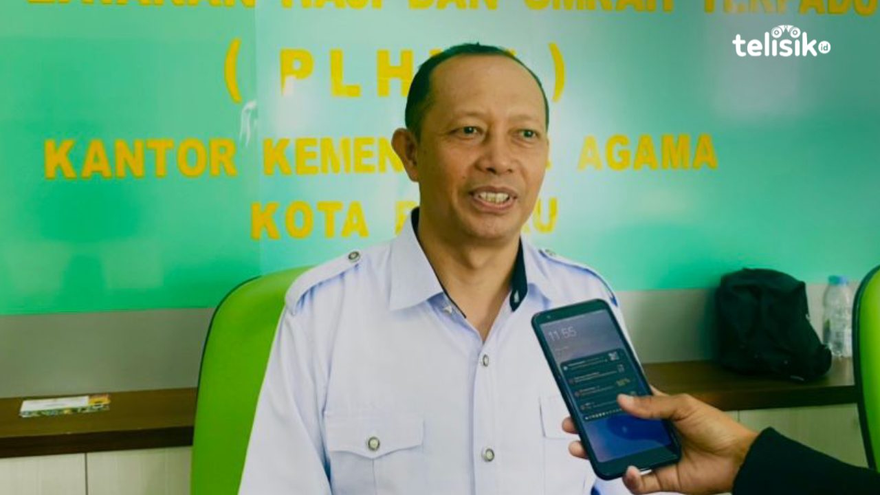Menurut Kepala Seksi Penyelenggaraan Haji dan Umroh Kantor Kementerian Agama Kota Baubau, Halking menyebut bahwa calon jamaah haji tertua berusia 91 tahun. Foto: Elfinasari/Telisik