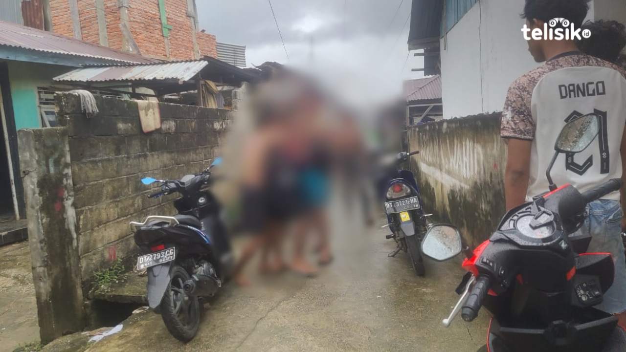 Pria yang tak diketahui asalnya sempat ditangkap oleh warga Lorong Bintang Kampus Baru UHO Kendari, namun berhasil kabur. Foto: Erni Yanti/Telisik