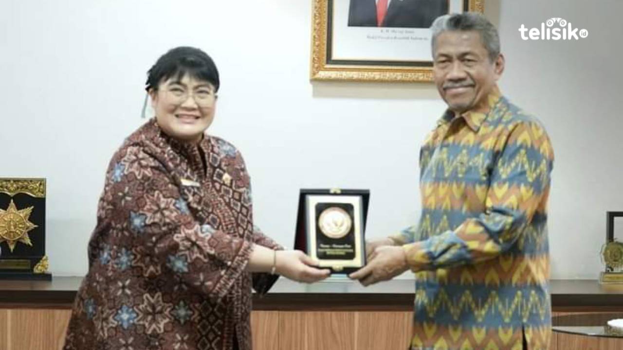 Plt Bupati Muna, Bachrun Labuta, akan melakukan mutasi pejabat. Foto: Sunaryo/Telisik