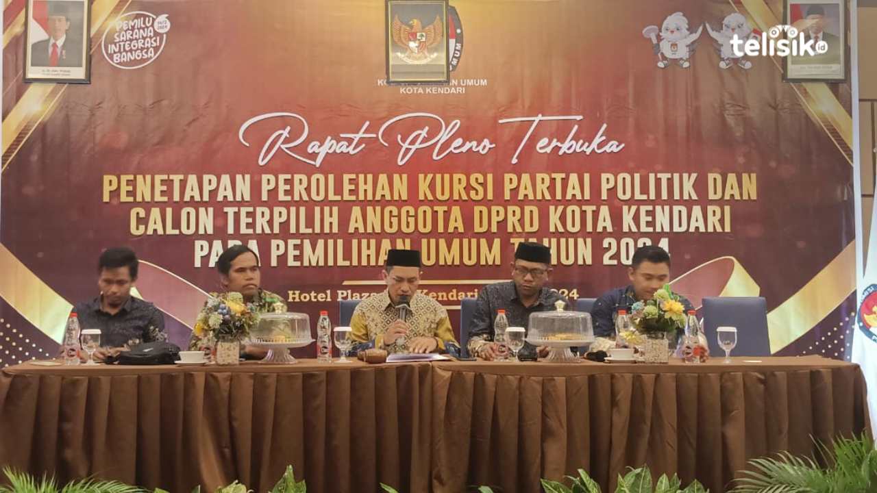 KPU Kota Kendari Tetapkan Perolehan kursi partai politik dan 35 Anggota DPRD terpilih pada pemilu 2024. Foto: Sigit Purnomo/Telisik