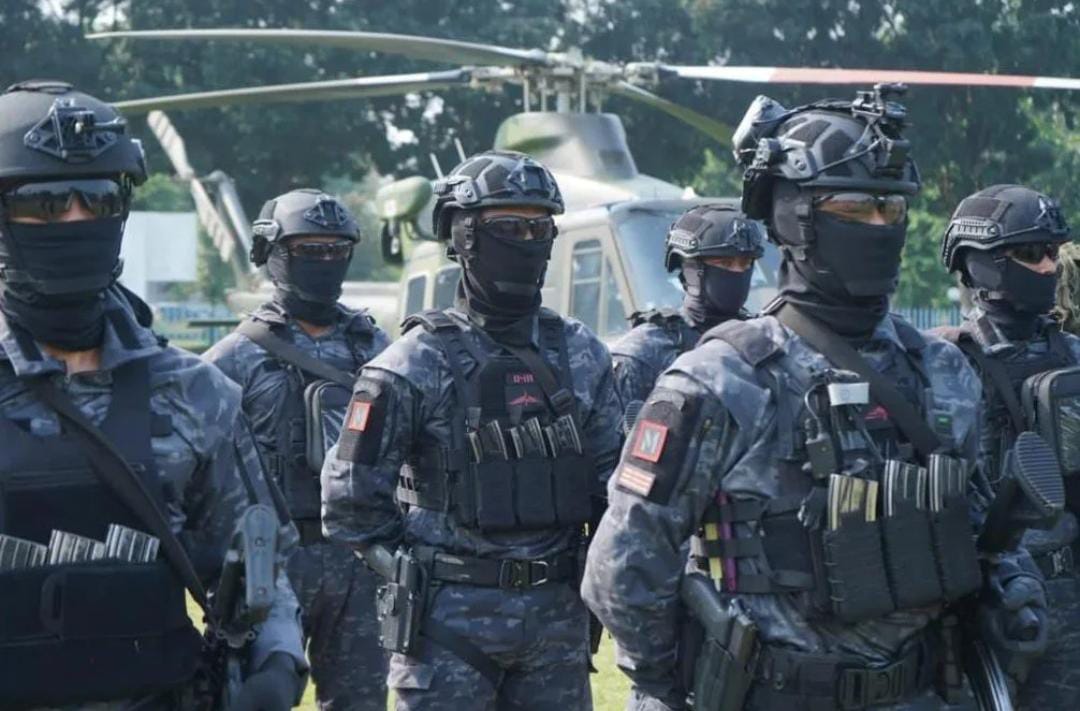 Pasukan Khusus TNI yang selalu siap melindungi negara, dari darat dan laut hingga udara. Foto: Instagram@puspentni