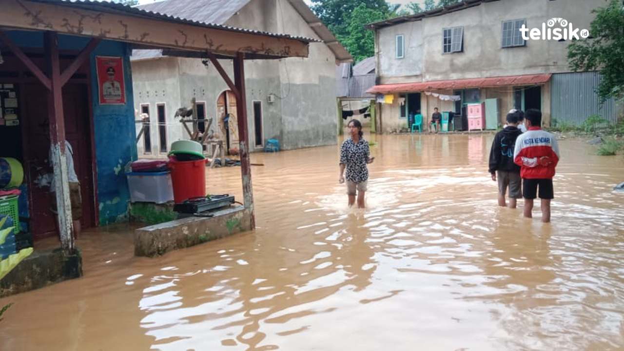 Belasan Rumah Warga di Lepo - Lepo, Kecamatan Baruga, Kota Kendari Terendam Banjir. Foto: Mardianto/ Telisik