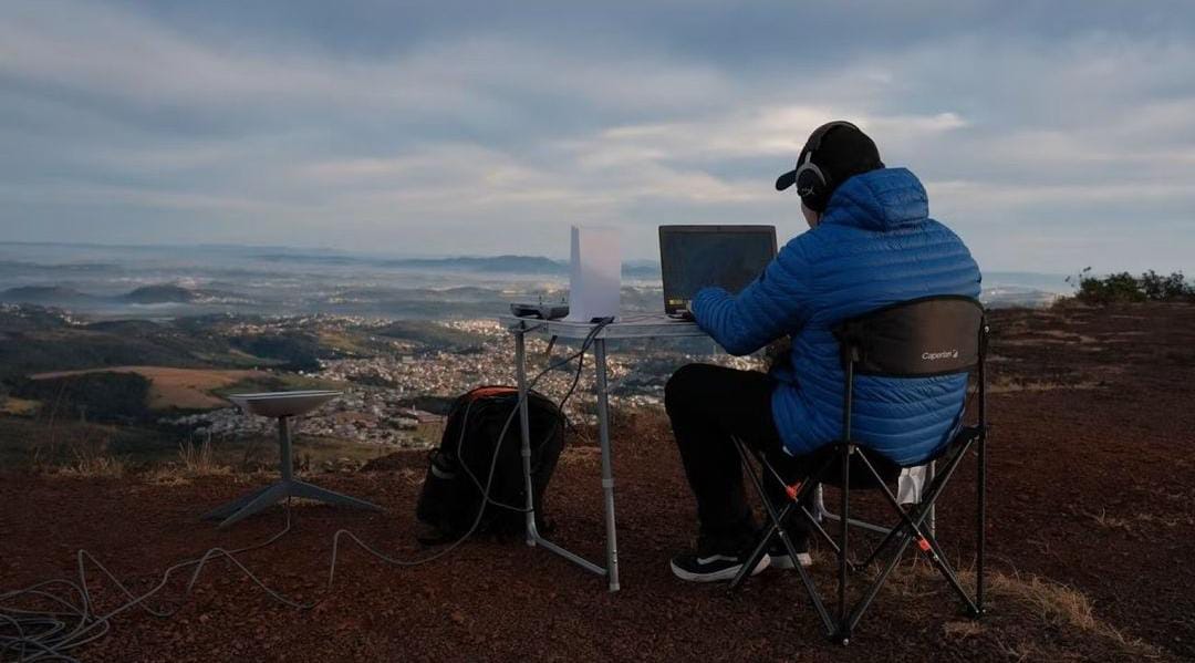 Jaringan Internet dari Starlink dikabarkan, bakal menjangkau seluruh lapisan, dan menjadi yang tercepat. Foto: Instagram @starlinkofficial