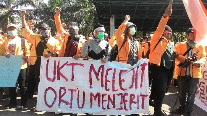 UKT di berbagai Perguruan Tinggi Negeri (PTN) kini jadi sorotan. Foto: Repro tangselpos.id