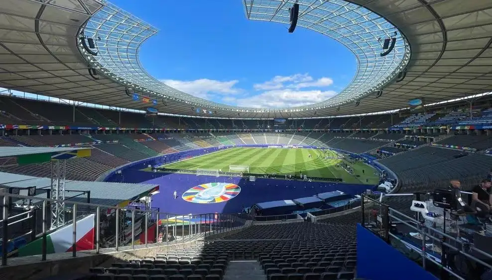 Olympiastadion di Berlin, peninggalan diktator Nazi, Adolf Hitler, menjadi venue partai final Euro 2024 antara Spanyol melawan Inggris, Senin (15/7/2024) dinihari WIB. Foto: Repro euro.com