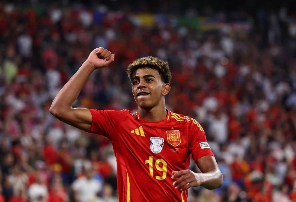 Pemain Spanyol, Lamine Yamal, pencetak gol termuda sepanjang sejarah turnamen Euro/Kejuaran Eropa. Foto: Repro euro.com