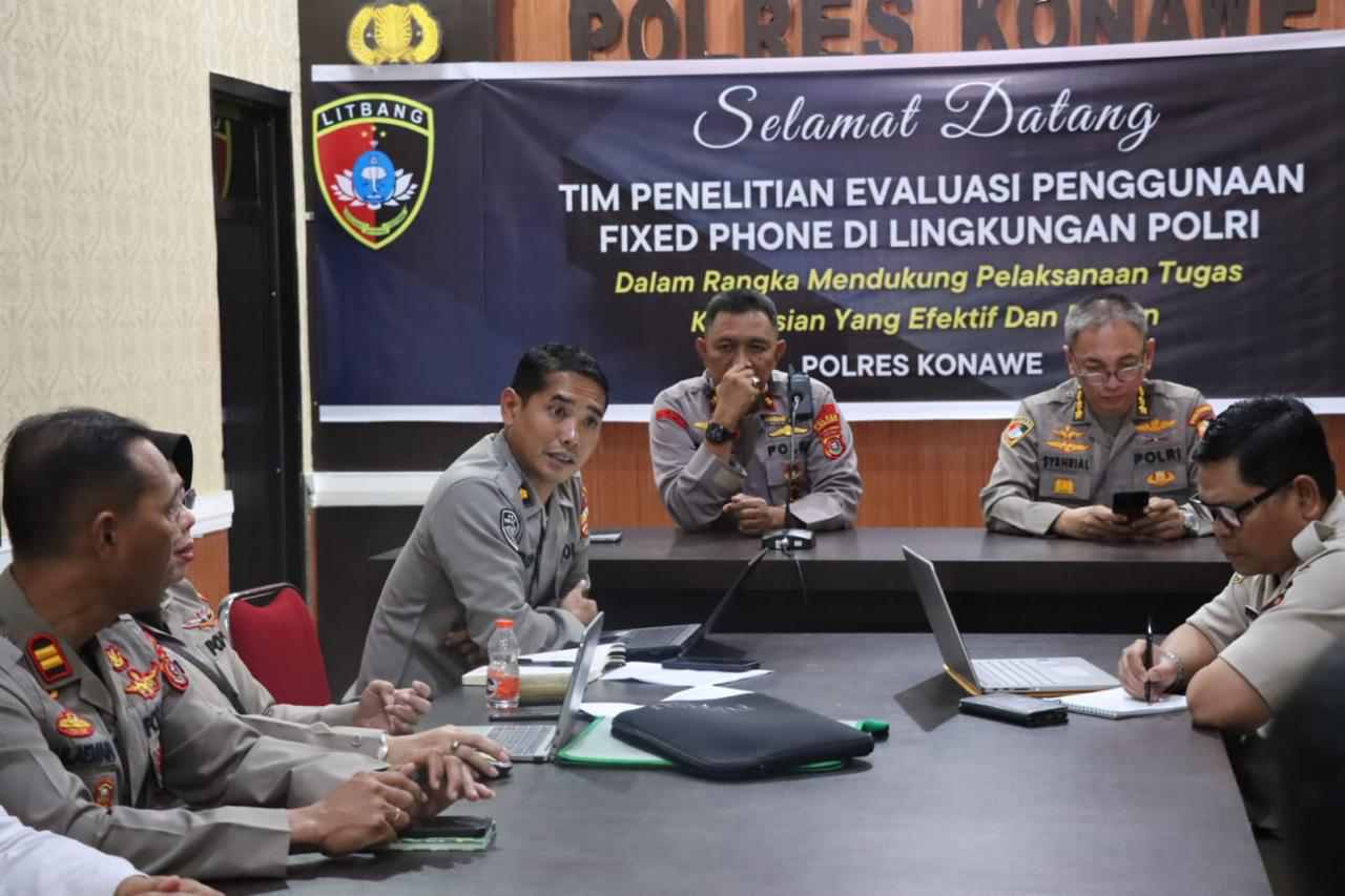 Tim Puslitbang Polri saat melakukan audiensi dengan Polda Sulawesi Tenggara. Foto: Ist.