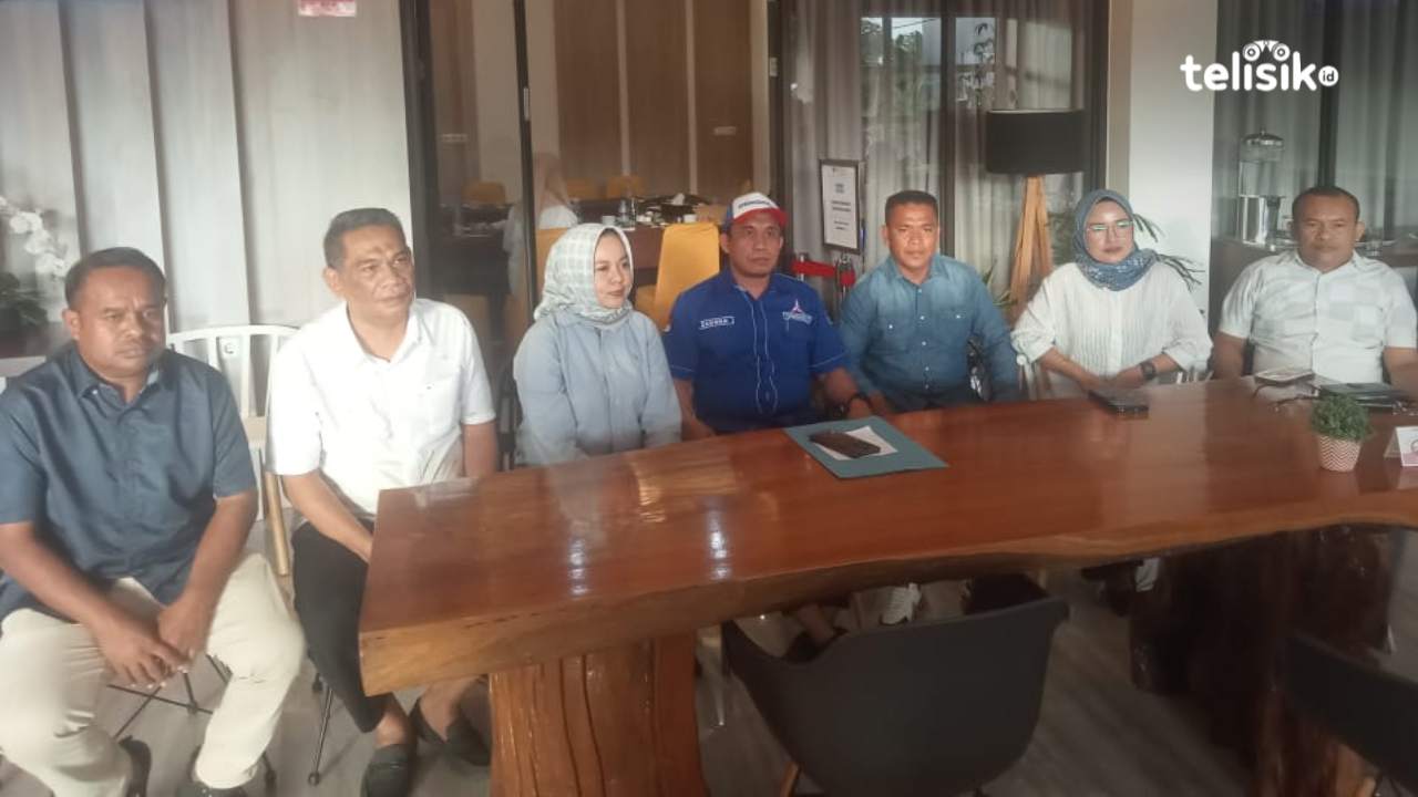 Tim 9 DPC Demokrat Muna menyampaikan resmi berkoalisi dengan Golkar di Pilkada. Foto: Sunaryo/Telisik