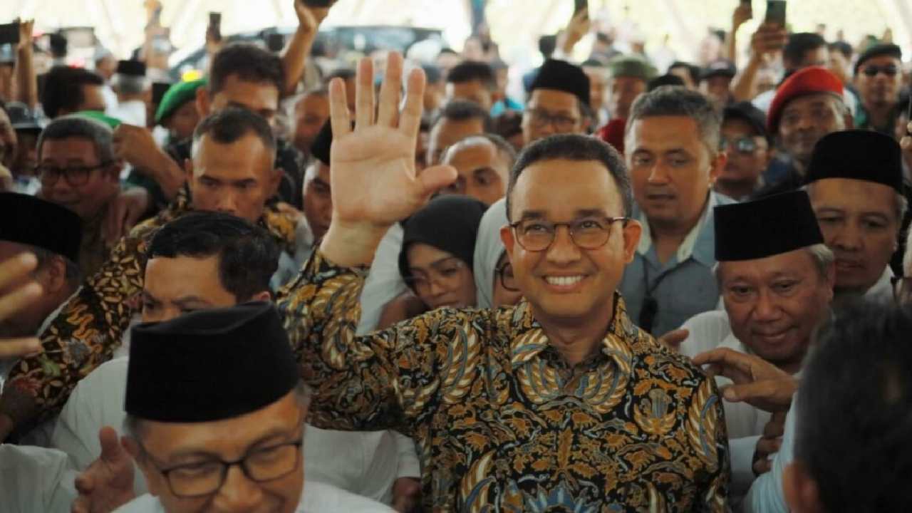 Anies Baswedan membantah soal penyebarana formulir hingga rekening untuk sumbangan terkait pembentukan partai baru. Foto: Repro umc.ac,id