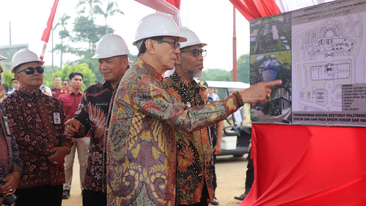 Menteri Hukum dan HAM, Yasonna H. Laoly, meresmikan restrukturisasi dua Politeknik. Foto: Ist