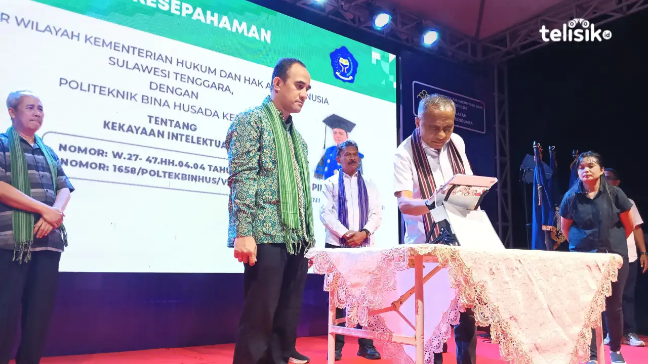 Penandatanganan secara virtual antara Kakanwil Kemenkumham Sulawesi Tenggara bersama Politeknik Bina Husada Kendari. Foto: Sigit Purnomo/Telisik