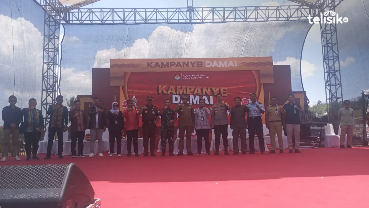 Deklarasi kampanye damai di pemilihan Wali Kota dan Wakil Wali Kota Kendari. Foto: Nur Fauzia/Telisik
