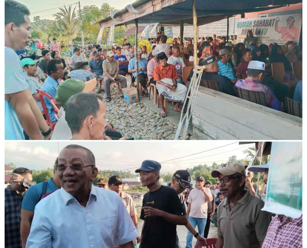 Ratusan warga Desa Sipakainge, Kecamatan Pakue sambut kedatangan balon Bupati Kolaka Utara, H. Anton. Foto: Andalanku