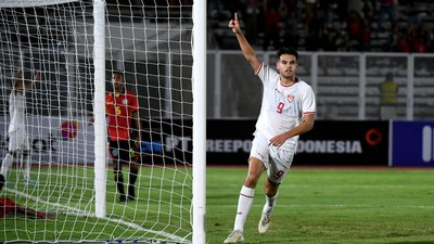 Jens Raven berselebrasi usai cetak gol ke gawang Timor Leste pada Kualifikasi Piala Asia U-20 di Stadion Madya Senayan, Jakarta, Jumat (27/9/2024) malam. Foto: Repro Antara
