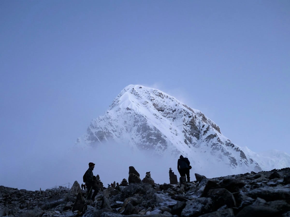 Penelitian terbaru menunjukkan bahwa dalam 89.000 tahun terakhir, ketinggian gunung Everest bertambah antara 15 hingga 50 meter. Foto: Repro Unsplash