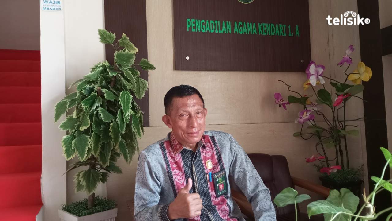 Panitera Pengadilan Agama Kendari, Abdul Haq Alidrus, SH., MH. Foto: Nur Fauzia/Telisik