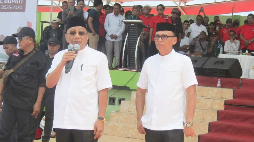 Pasangan Bupati dan Wakil Bupati Kolaka Utara nomor urut 1, Anton-Abbas. Foto: Tim IT Andalanku