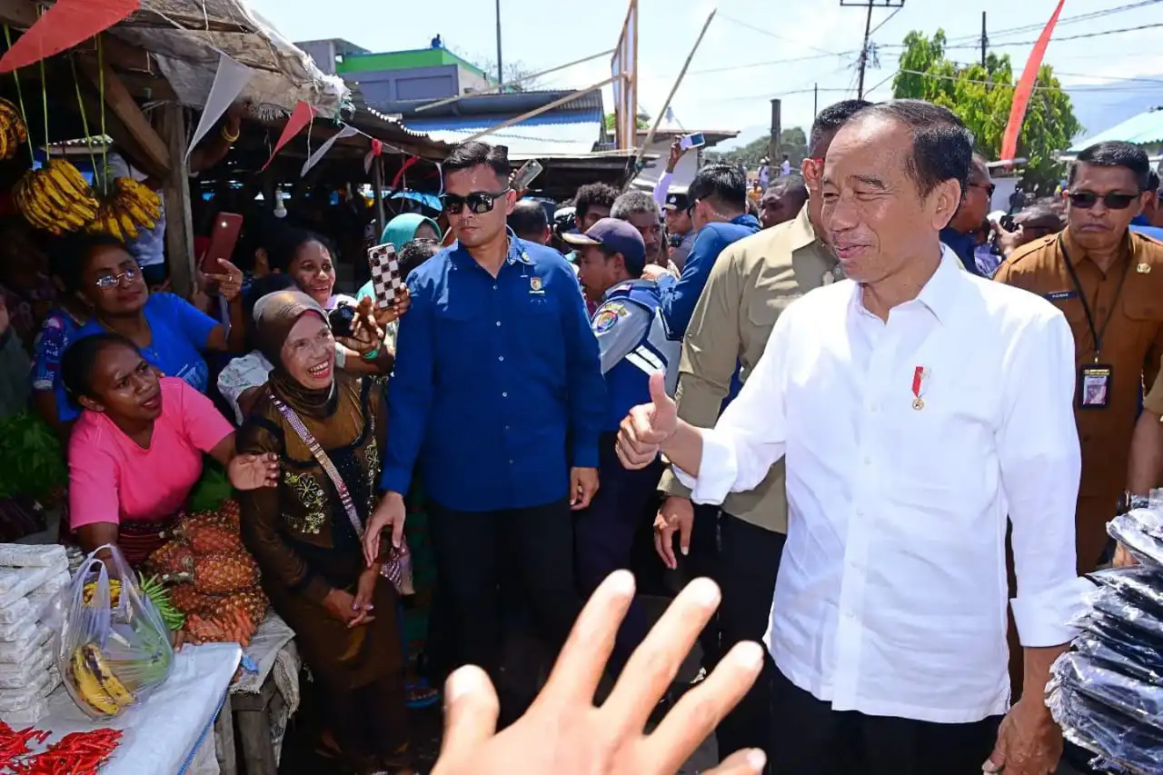 Jokowi tidak akan meneken kebijakan strategis jelang akhir masa jabatan. Foto: Instagram @jokowi