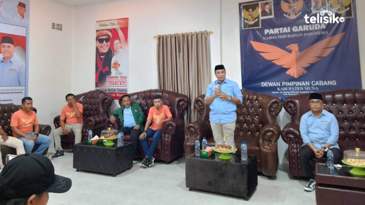 Deklarasi DPC Partai Garuda Kabupaten Muna untuk memenangkan pasangan Rajiun - Purnama di Pilkada 2024, Minggu (20/10/2024). Foto: Putri Wulandari/Telisik