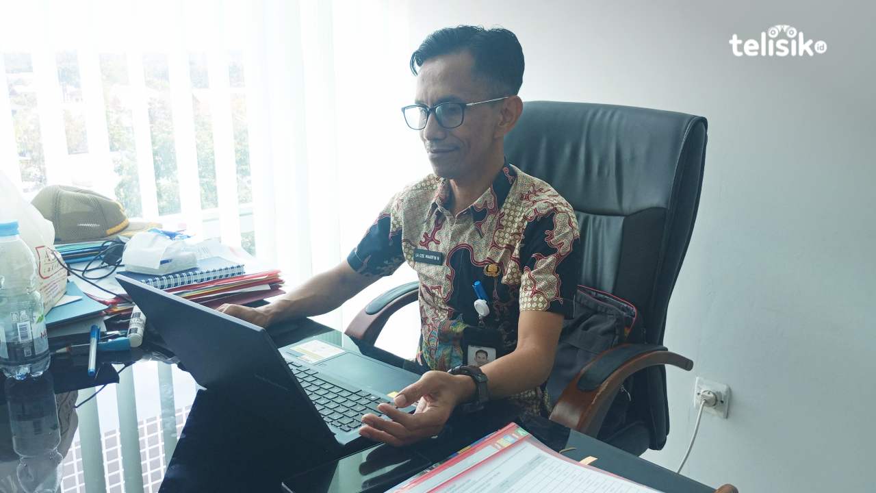 Kepala Bidang Pengadaan, Pemberhentian, dan Informasi BKPSDM Kendari, La Ode Maarfin N. Foto: Nur Fauzia/Telisik