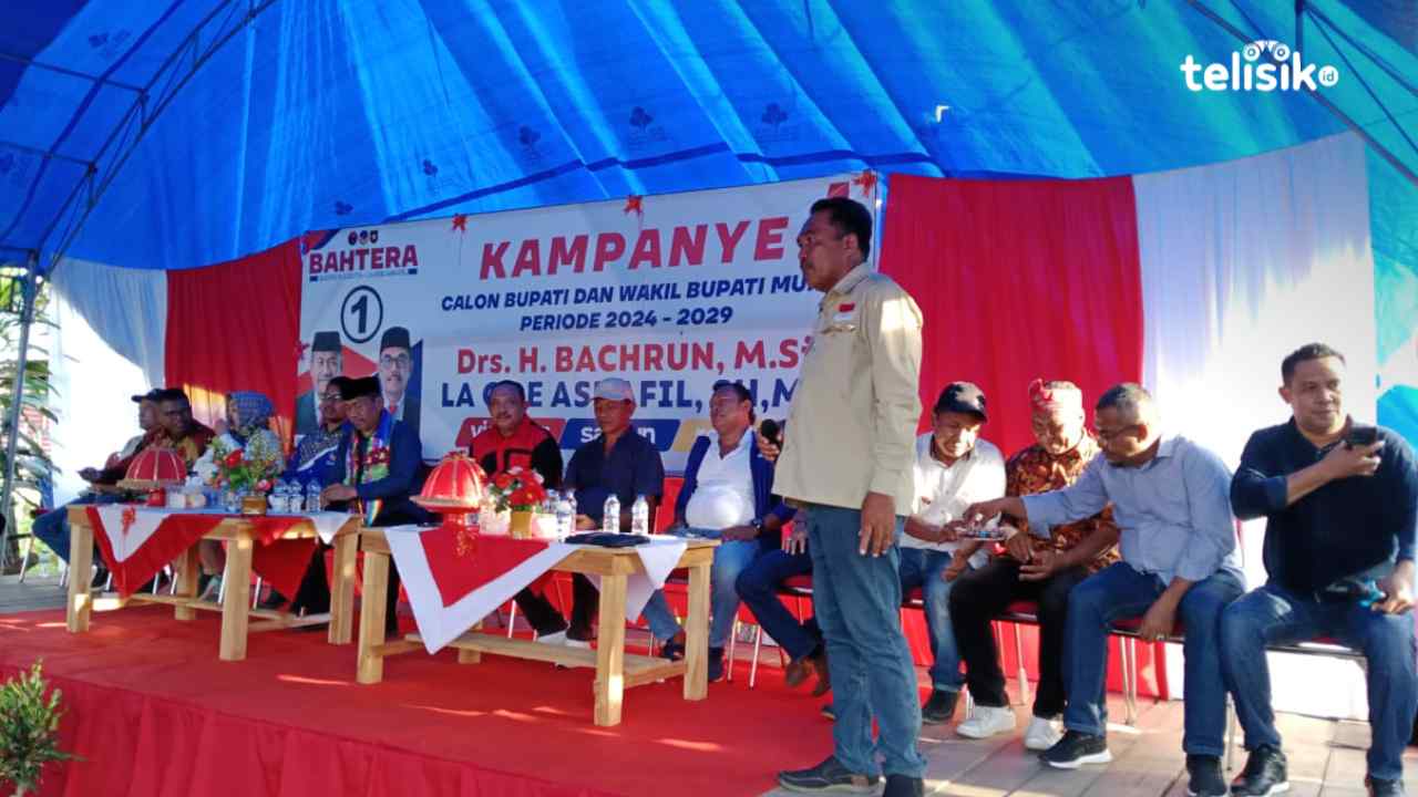 Politisi Golkar, La Usa saat berorasi di kampanye Bahtera. Foto: Sunaryo/Telisik