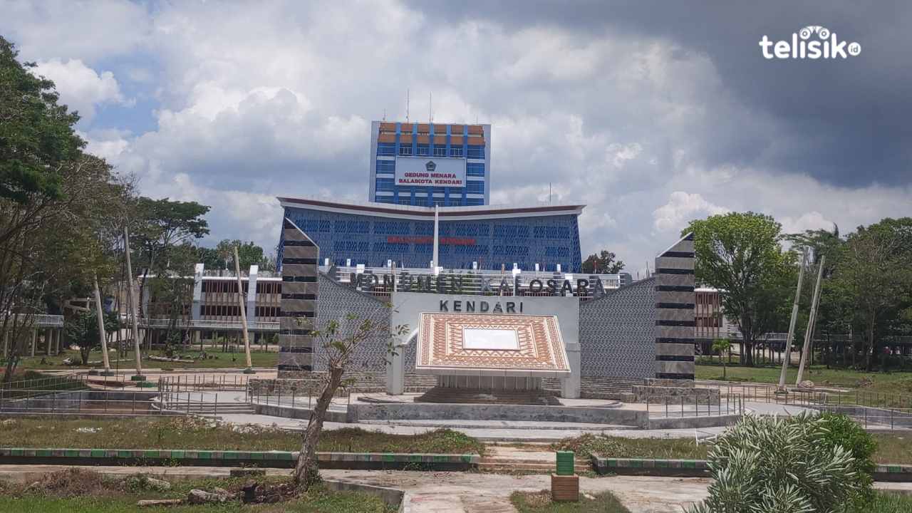 Monumen Kalosara, Taman Kota Kendari saat ini. Foto: Nur Fauzia/Telisik