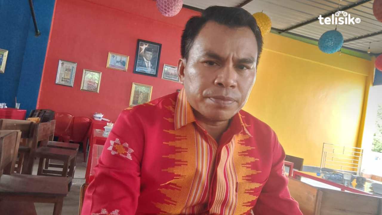 Ketua Bawaslu Muna Barat, Awaluddin Usa. Foto: Putri Wulandari/Telisik