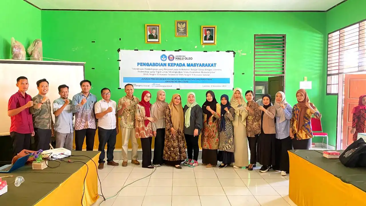 Melaksanakan Pengabdian kepada Masyarakat pada tanggal 2 November 2024 di SMA Negeri 11 Konawe Selatan, sebagai ketua tim Dr.Damhuri, S.Pd., M.P, anggota, Lili Darlian, S.Si., M.Si., Drs. La Kolaka, M.Si, Murni Sabilu, S.Pd., M.Pd dan Dr. Nurrijal, S.Pd.,