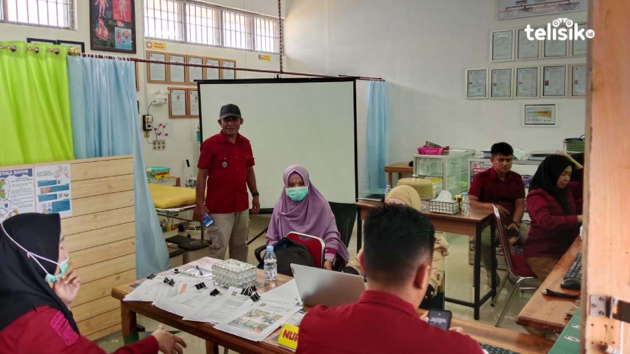 Klinik Pemasyarakatan Rutan Kelas IIB Raha saat dilakukan penilaian akreditasi. Foto: Sunaryo/Telisik