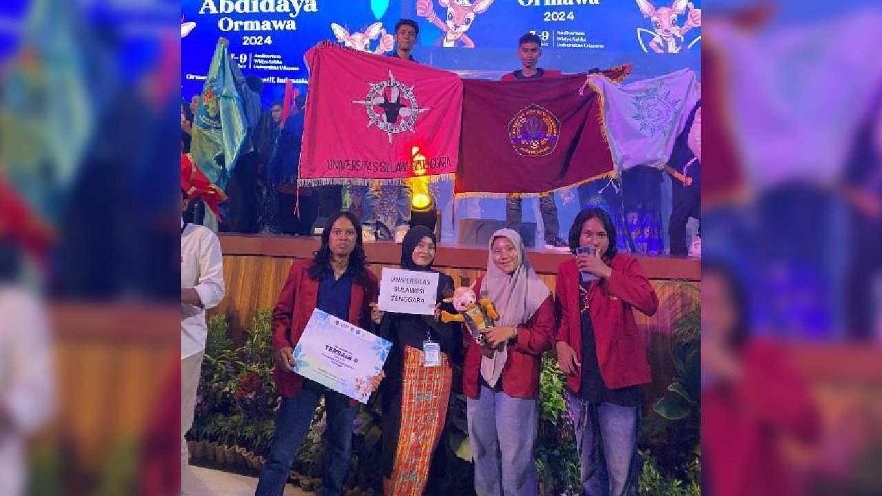 Tim PPK Ormawa saat meraih juara 4 di ajang Anugerah Abdidaya Ormawa Nasional 2024. Foto: Ist
