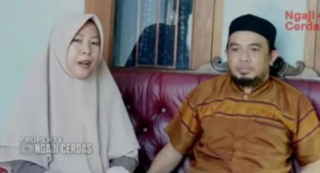 Rudi Mulyadi, Yesi Yasika menceritakan perjalanan ayahnya menjadi seorang mualaf. Foto: Repro screenshot YouTube Ngaji Cerdas