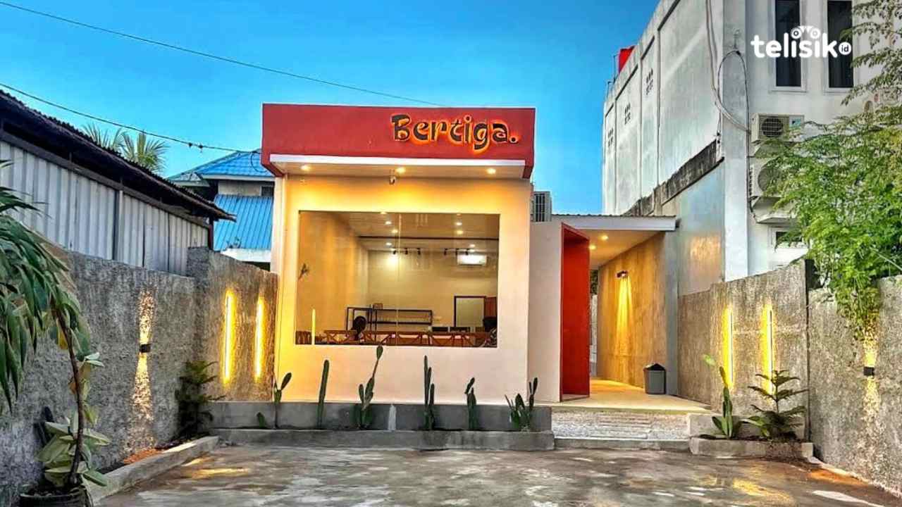 Coffee shop Bertiga, salah satu tempat yang pas untuk menghabiskan waktu bersantai. Foto: Nabila/Telisik