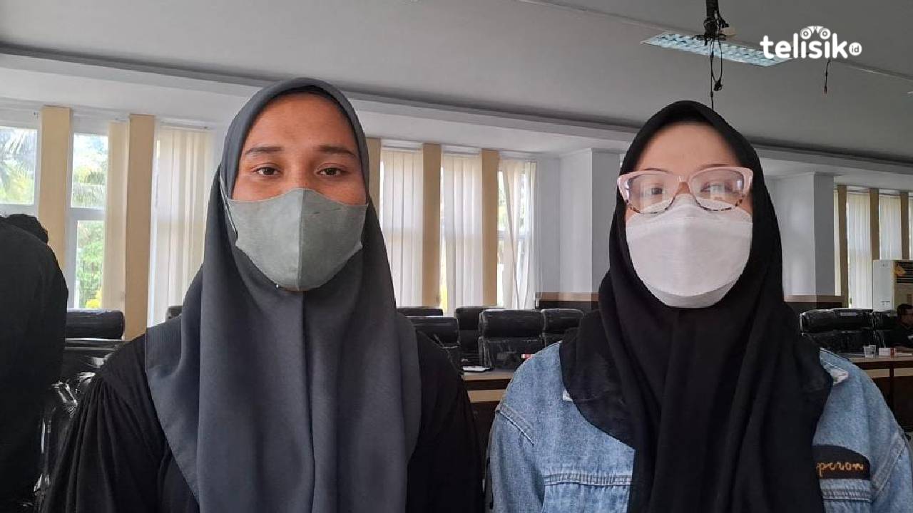Dua mantan karyawan Toko Damai Kendari yang tekena PHK menyampaikan keluhannya. Foto: Erni Yanti/ Telisik